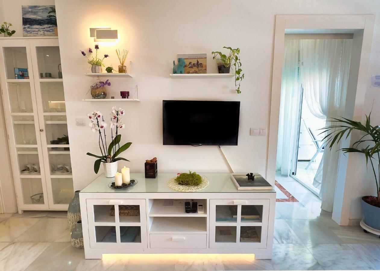 Leilighet Skol 438 Super One-bedroom With Sea Views Marbella